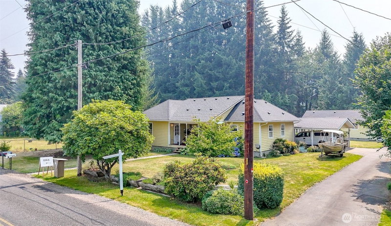 137 Damron Road photo 2