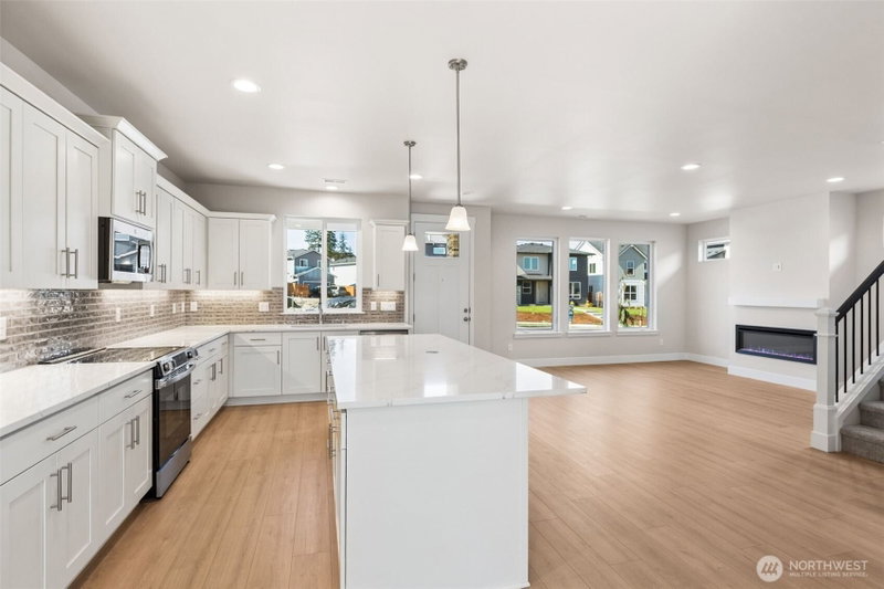 14535 204th Avenue E #907 photo 2
