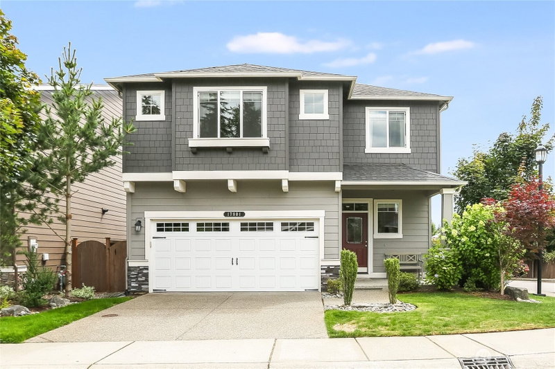 17801 SE 188th Place photo 1
