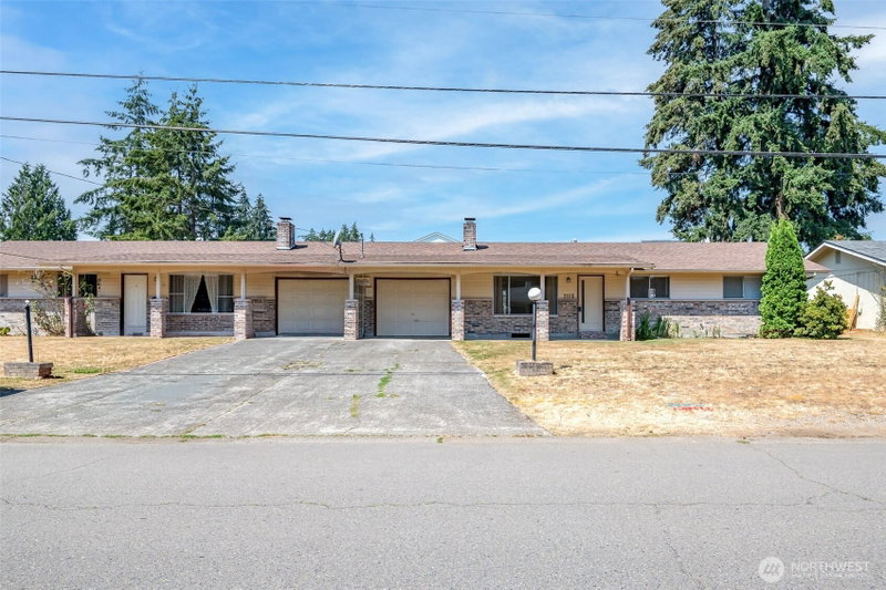 333 Choker Street SE #A&B photo 2
