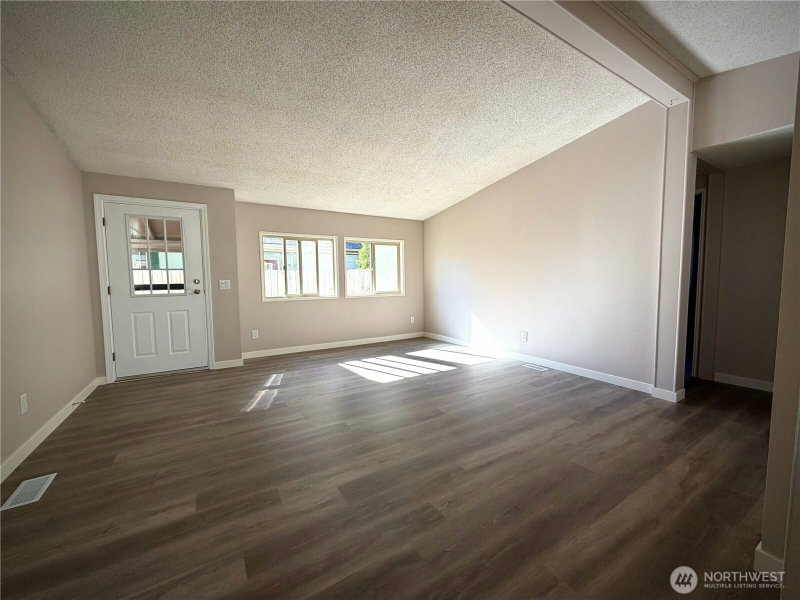 11417 124TH Street Ct E #116 photo 2