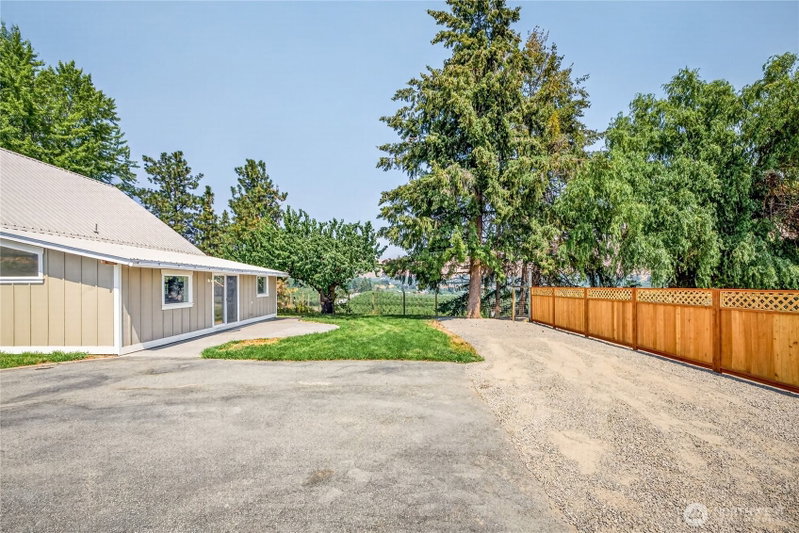 3995 Zager Road photo 39
