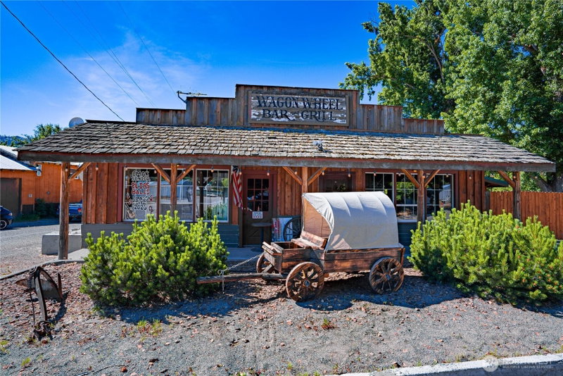 1454 Old Hwy 97 photo 1
