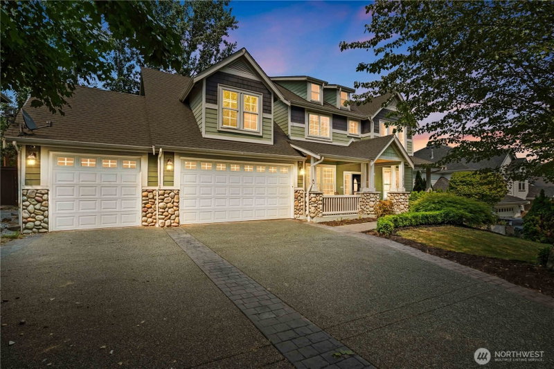 1313 24TH Avenue Ct SW photo 2