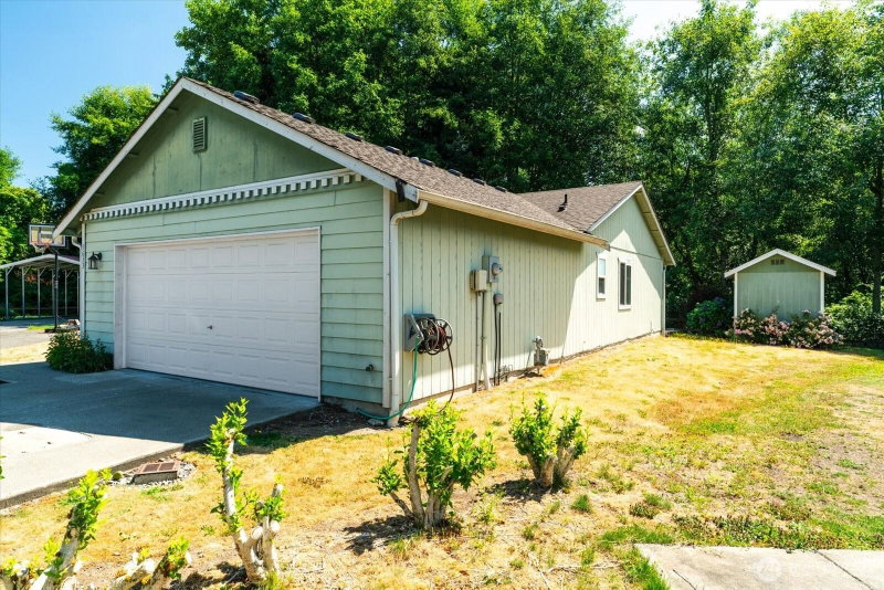 9633 18th Avenue W photo 36
