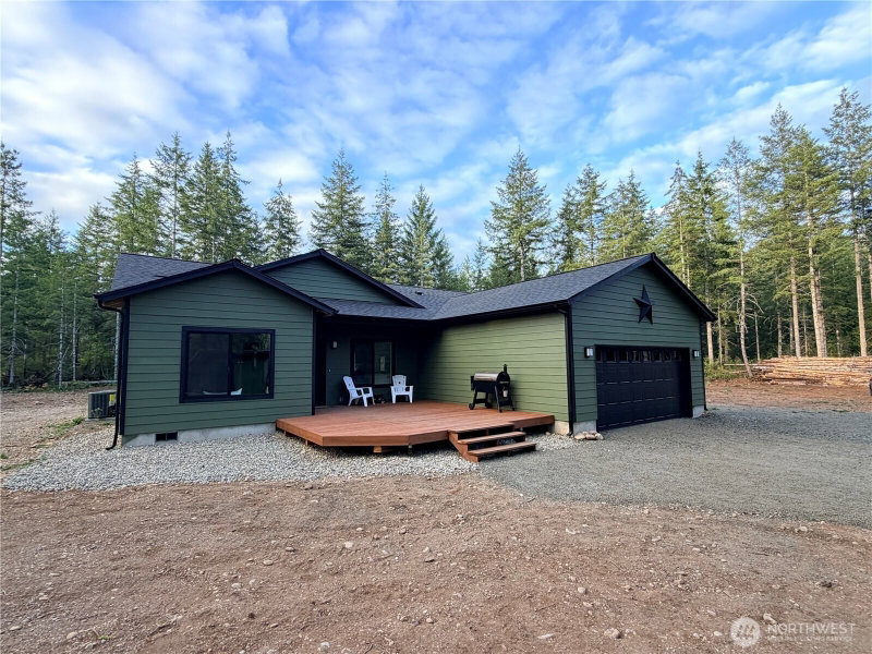 19 Raven Lane photo 2