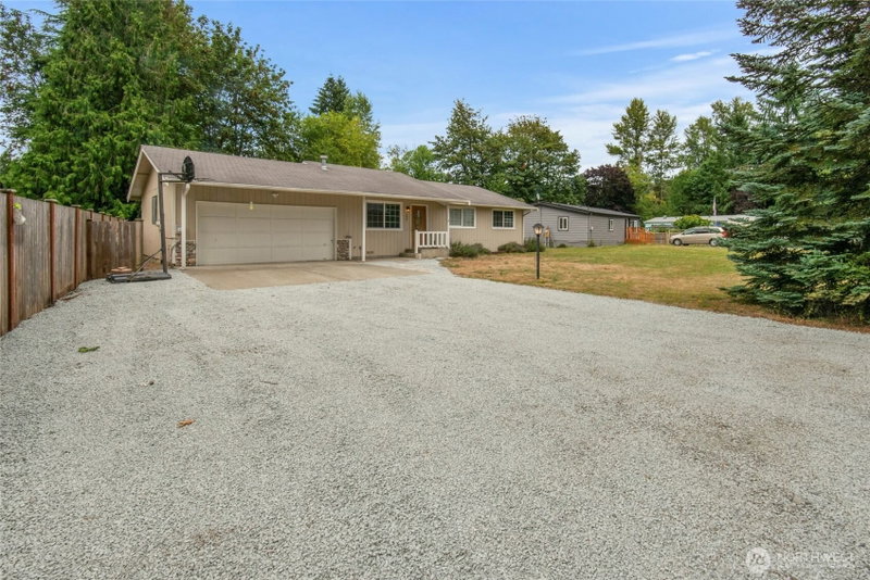 309 E Highway 162 photo 31