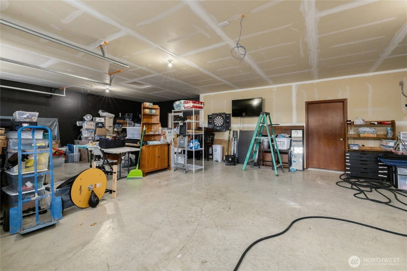 2105 W Sunnyview photo 28