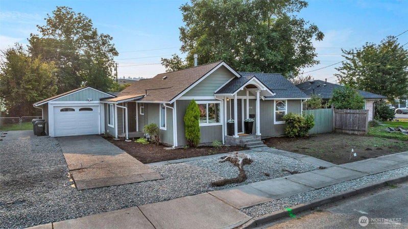 1510 McMillan Avenue photo 2