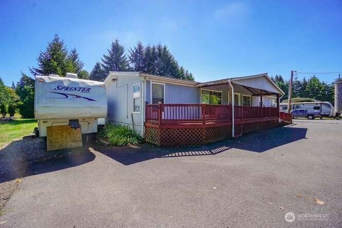 18103 NE 122nd Avenue photo 2