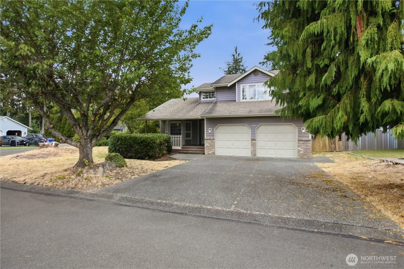 16007 92nd Avenue Ct E photo 2