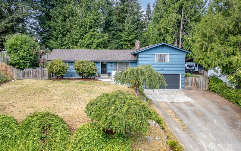 424 119th Avenue E photo 2