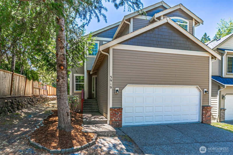 3919 Cooper Crest Drive NW photo 2