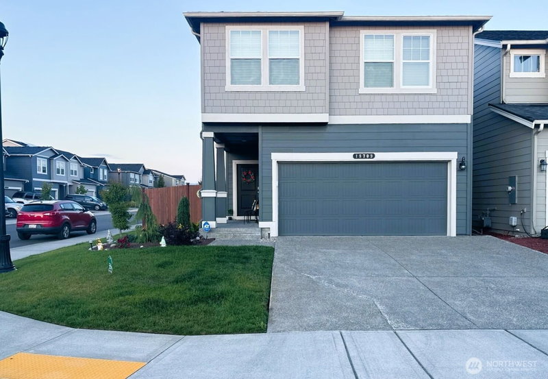 18709 Lipoma Place E photo 2