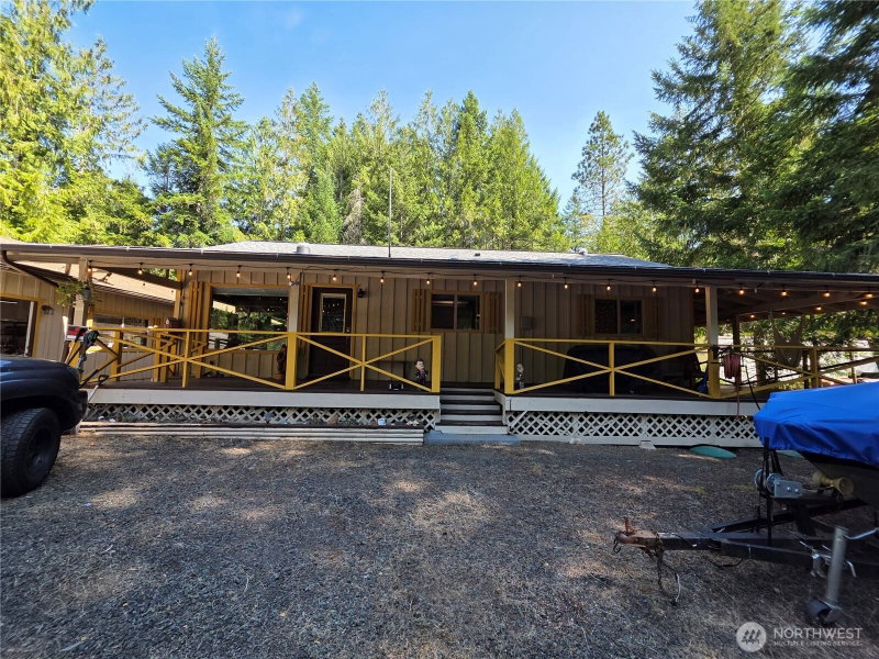 400 Seamount Drive photo 2
