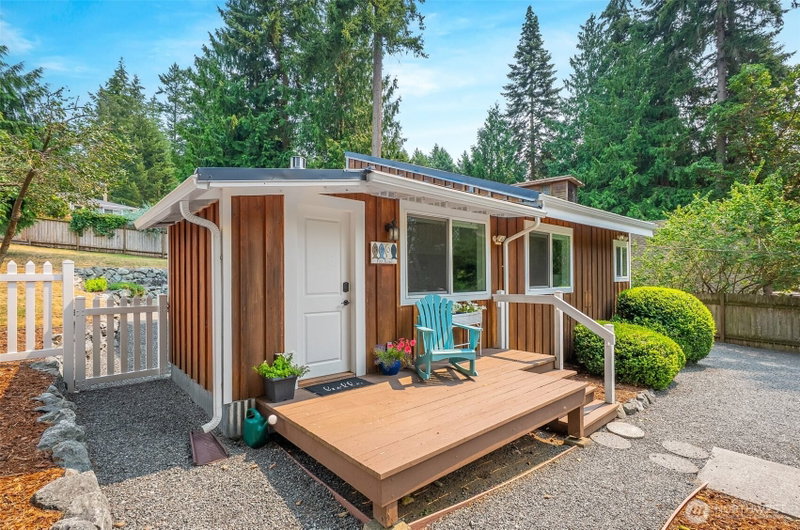 5905 Fish Road photo 26