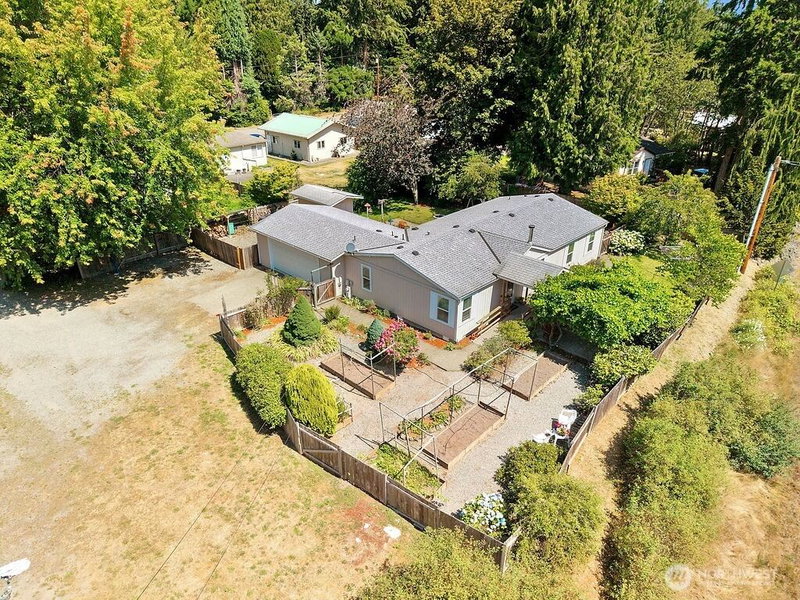 56 7th Avenue photo 2