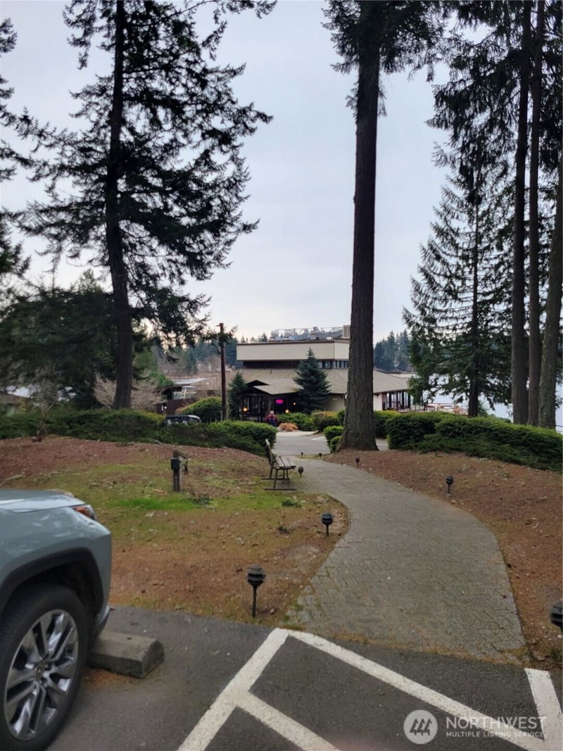 11920 Country Club Drive photo 5
