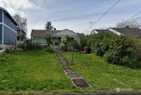 4510 E C Street photo 1