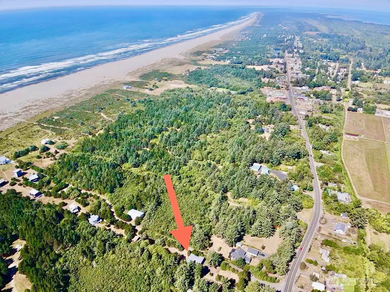 813 Salmonbery Beach photo 2