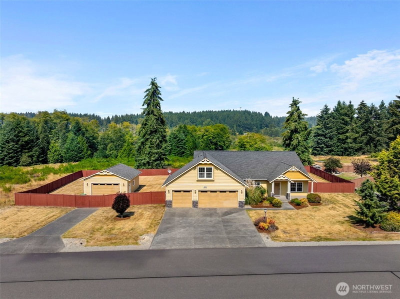 8634 Fox Ridge Lane SE photo 1