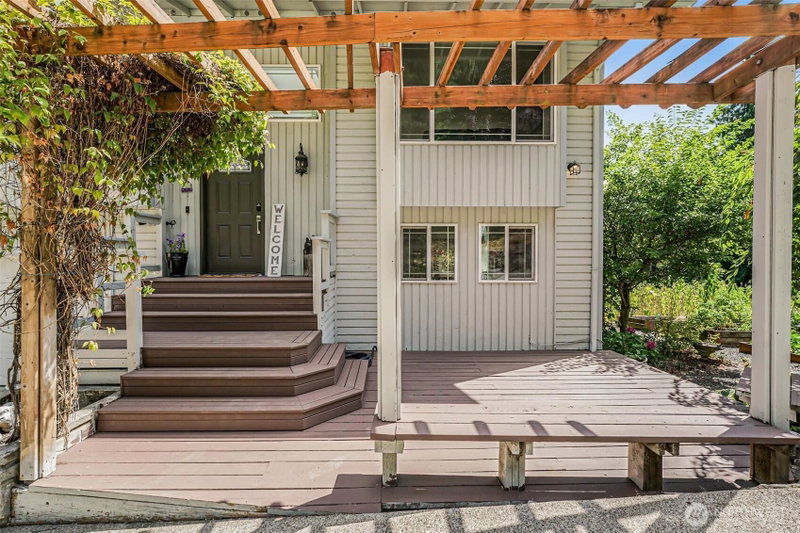317 68th Avenue E photo 2