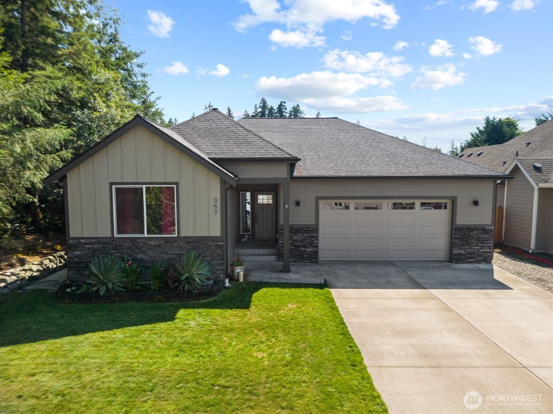 357 E Bear photo 2