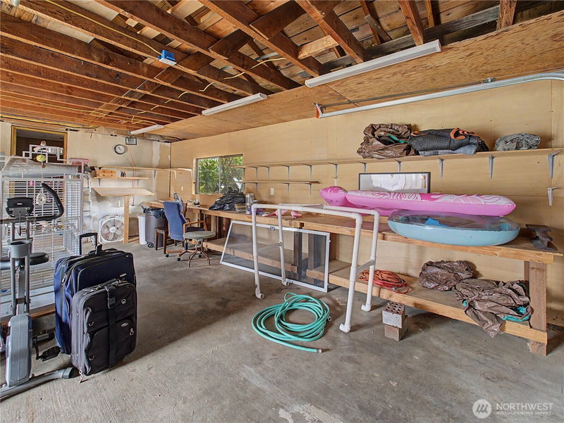 621 E Mason Avenue photo 27