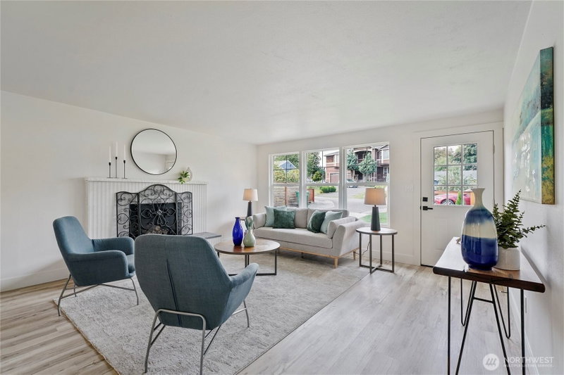 14014 43rd Avenue S photo 2