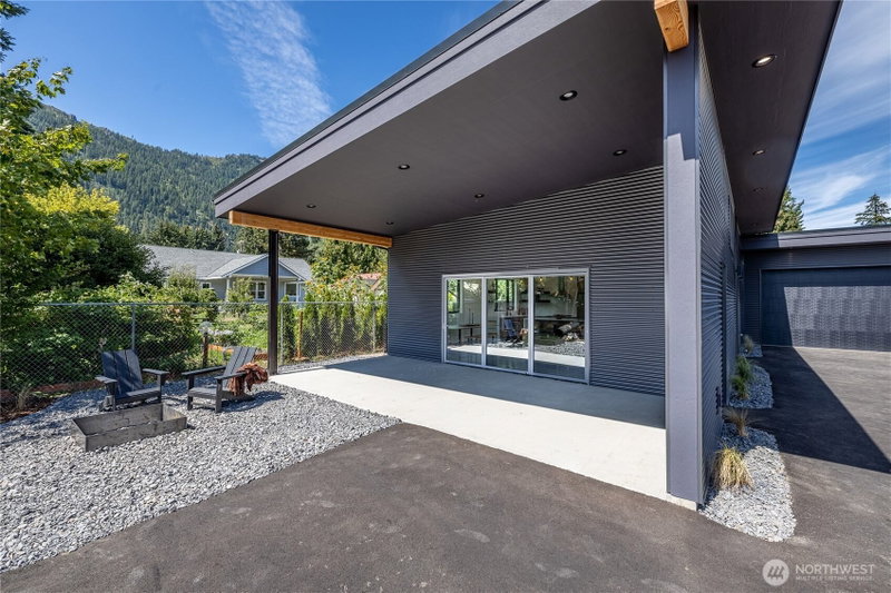 209 Orchard Street photo 37