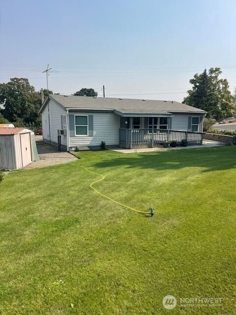 327 Beach Street photo 2