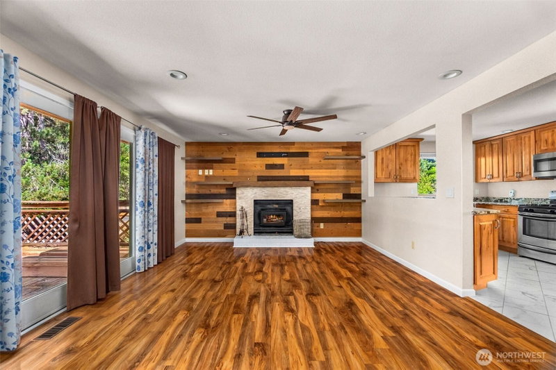21603 125th Street Ct E photo 2