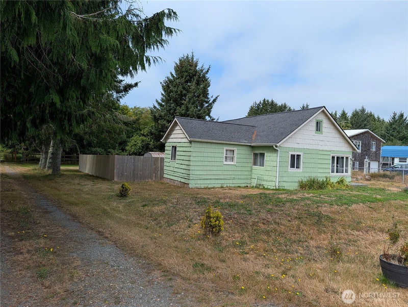6701 V Place photo 2