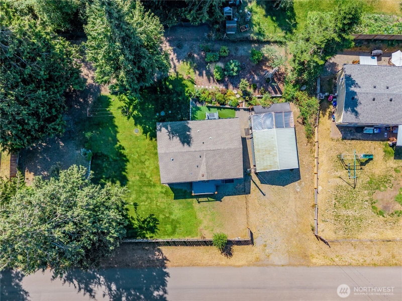181 W Maude Street photo 40