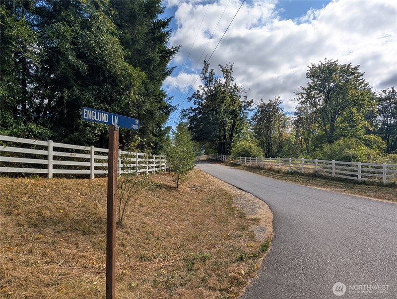 14120 Englund Lane SW photo 35