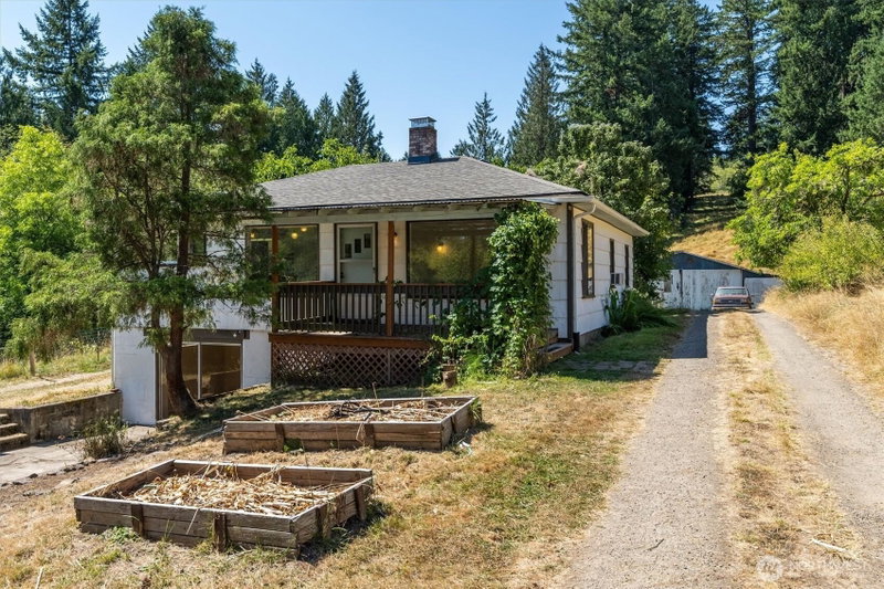 205 N Maple Hill Road photo 1