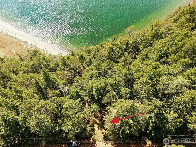 6982 Cape George Rd photo 2