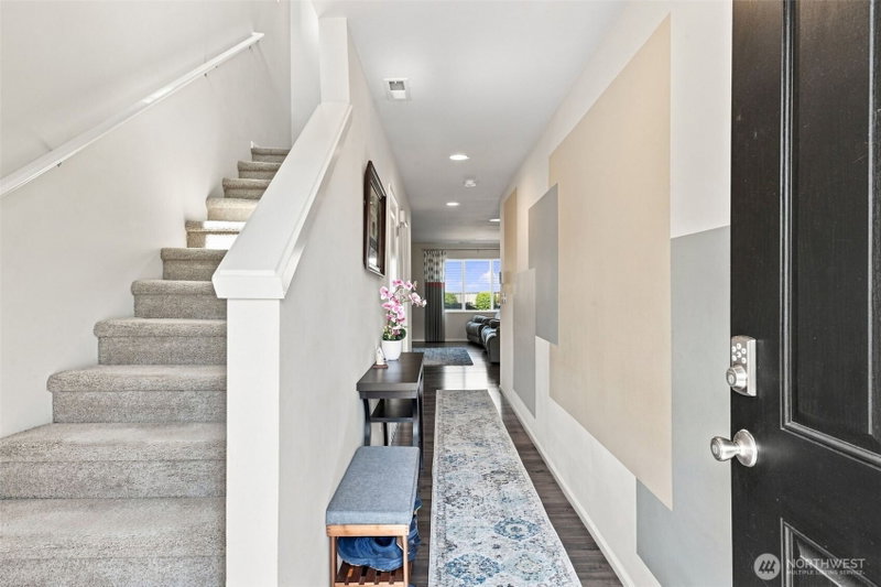 17713 Juniper Street photo 2