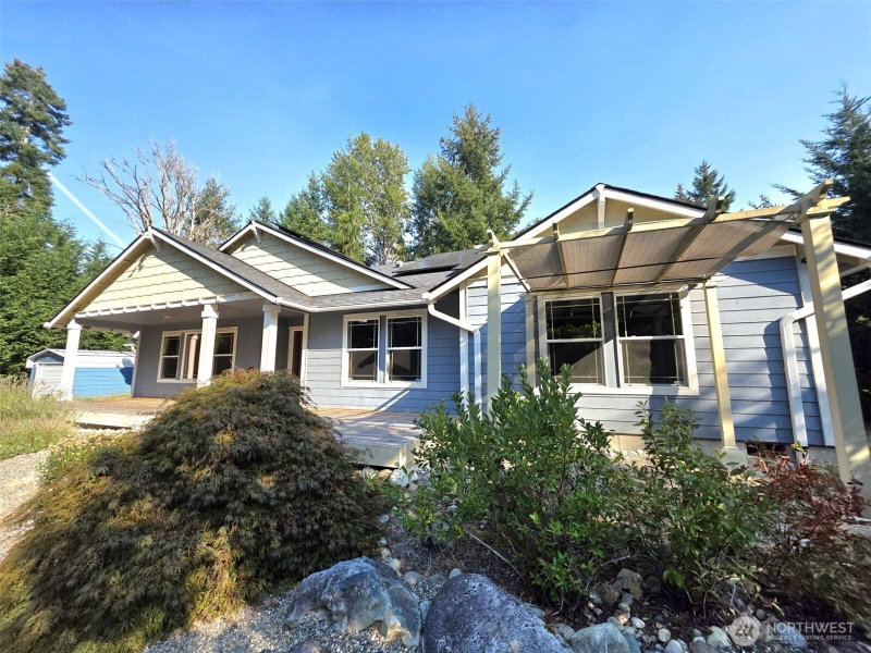 714 Tipsoo Loop S photo 2