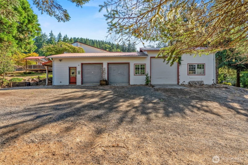 2605 Mt Brynion Road photo 2