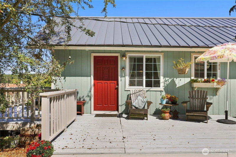 41 Hemlock Drive photo 2