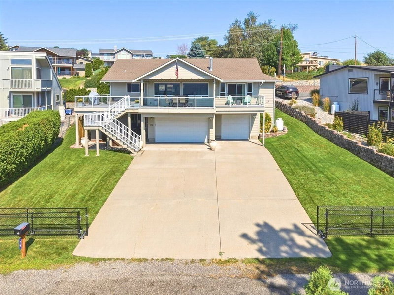 75 Coral Street photo 2