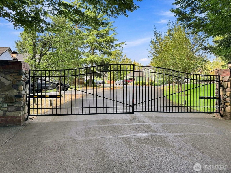 15116 99th Av Court East photo 2