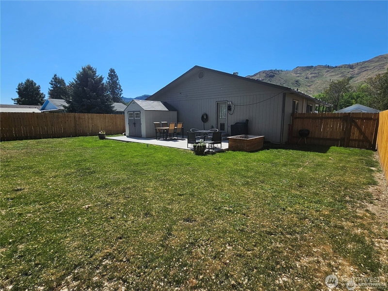 315 Juniper Street photo 33