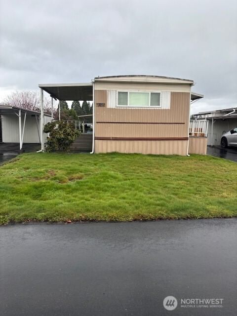 1137 Spruce Drive photo 2