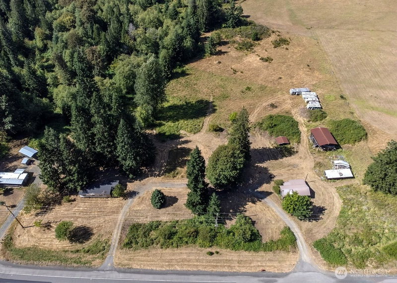 11737 US Hwy 12 photo 17