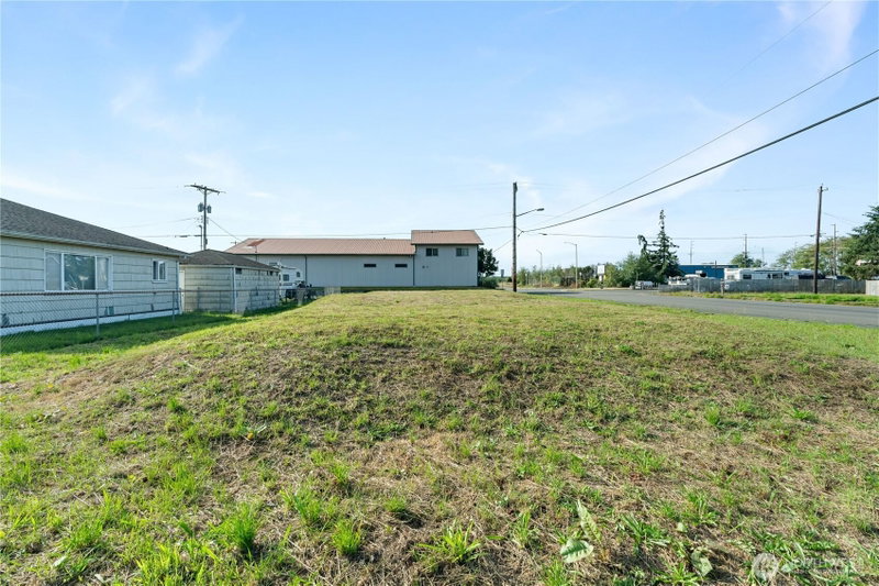 601 & 607 23rd Street photo 2