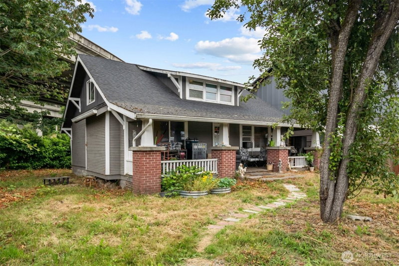 13315 Valley Avenue E photo 28