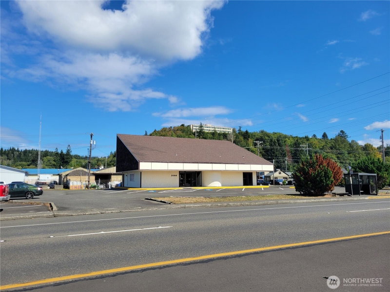 2600 Sumner Avenue photo 2