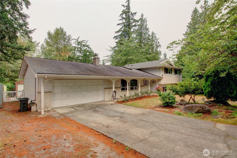 415 Manito Drive photo 39